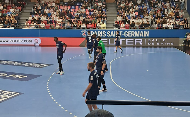 match HAND PSG